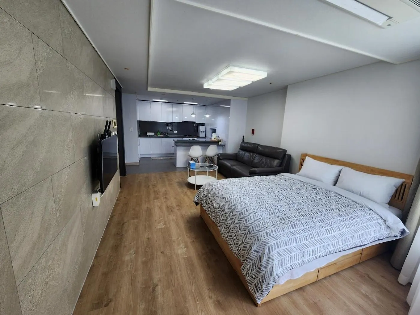 Haeundae Bada Stay Busan Apartment